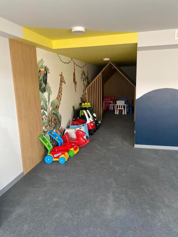 Apartament Delux เรวัล ภายนอก รูปภาพ